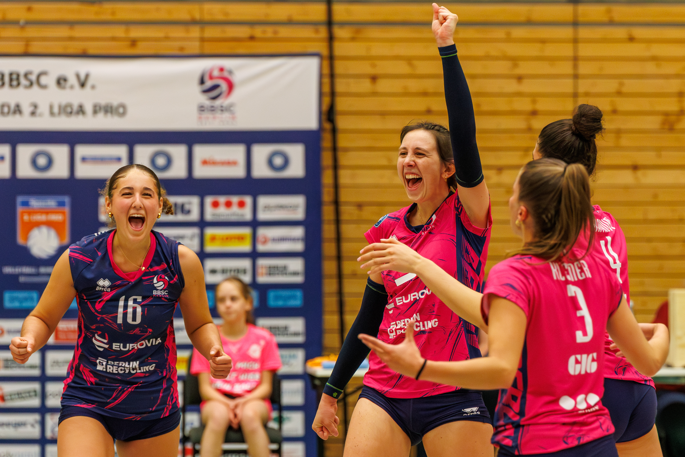 Zweimal 2. Liga Pro in der Hämmerlinghalle