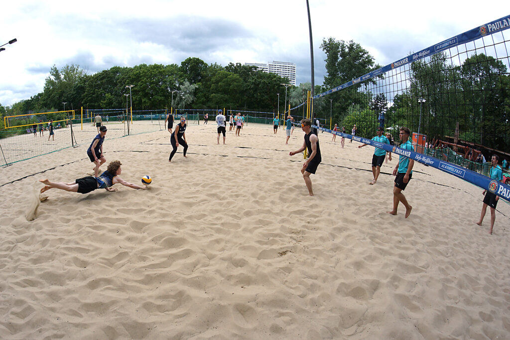 Am 04.07.2026 veranstaltete der BBSC bei gutem Wetter ein geselliges Beachturnier zum Saisonabschluss 2026.